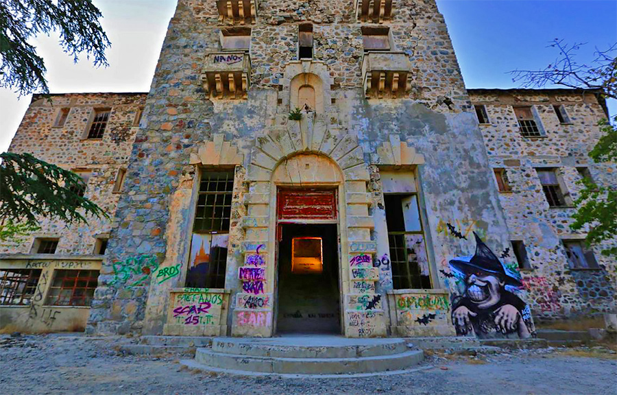 Заброшенный отель с мистической историей «Беренгария» - Деревня Продромос